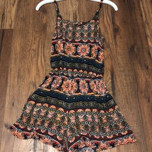 Patterned romper